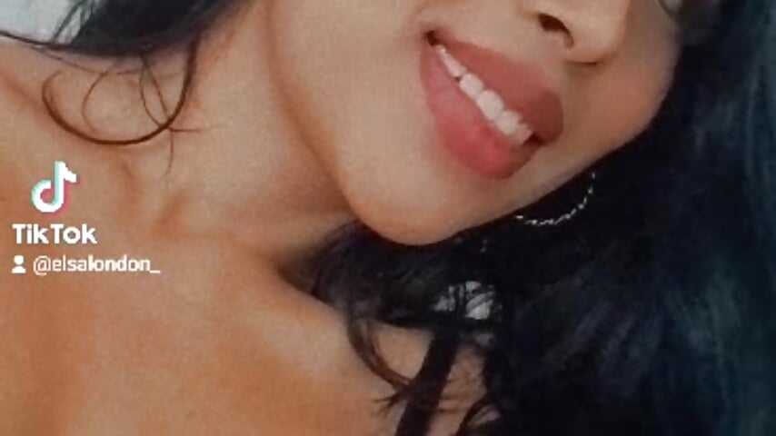 pretty girl - video by elsalondon cam model