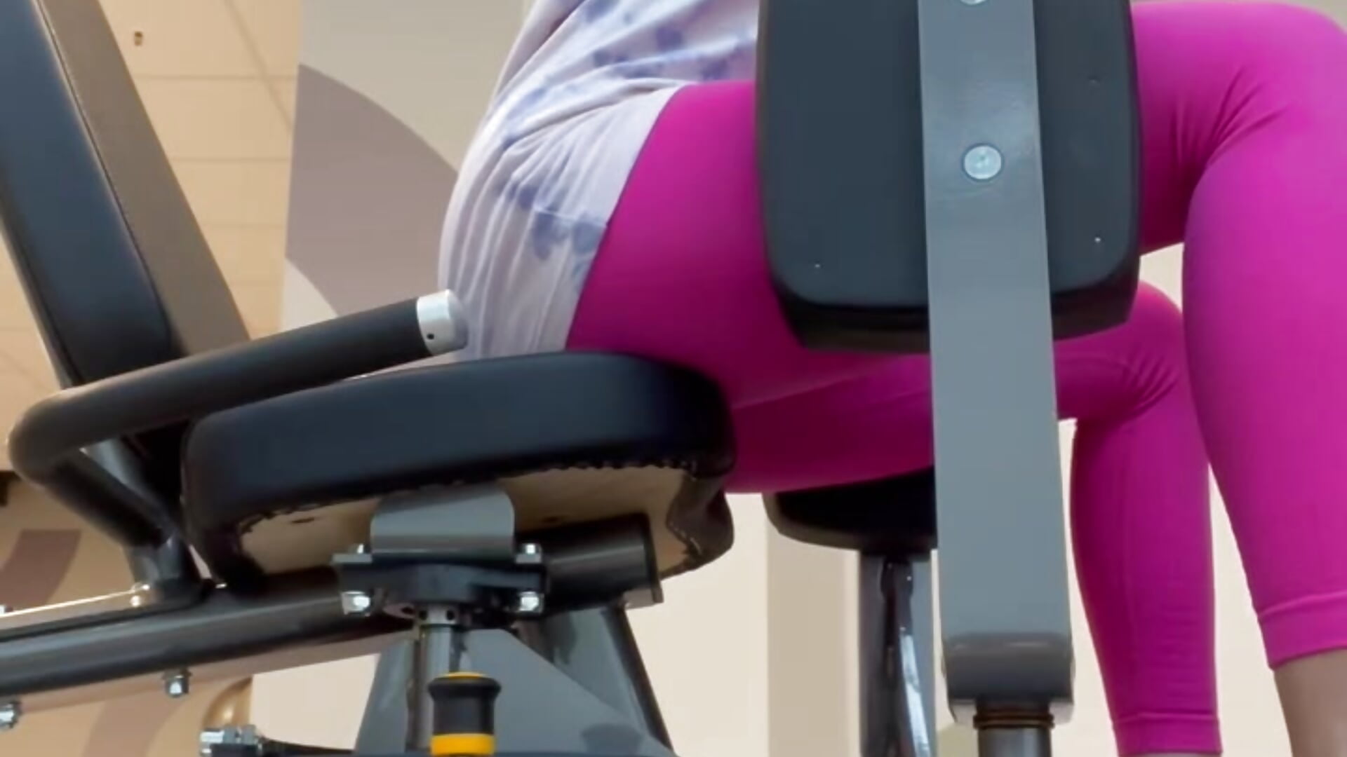 Today in gym guys!! Are you ready ? Very soon xoxo