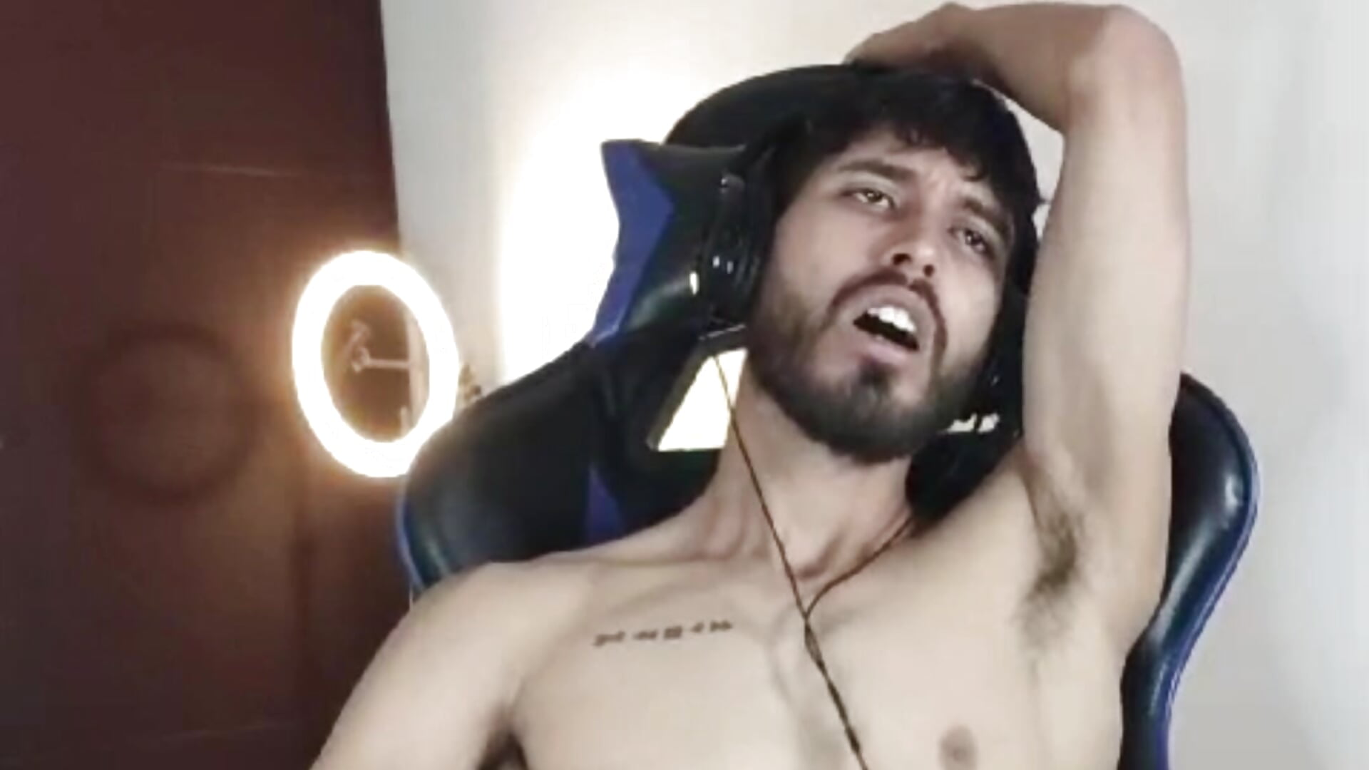 The delight of coming - video oleh robinson183 kamera model