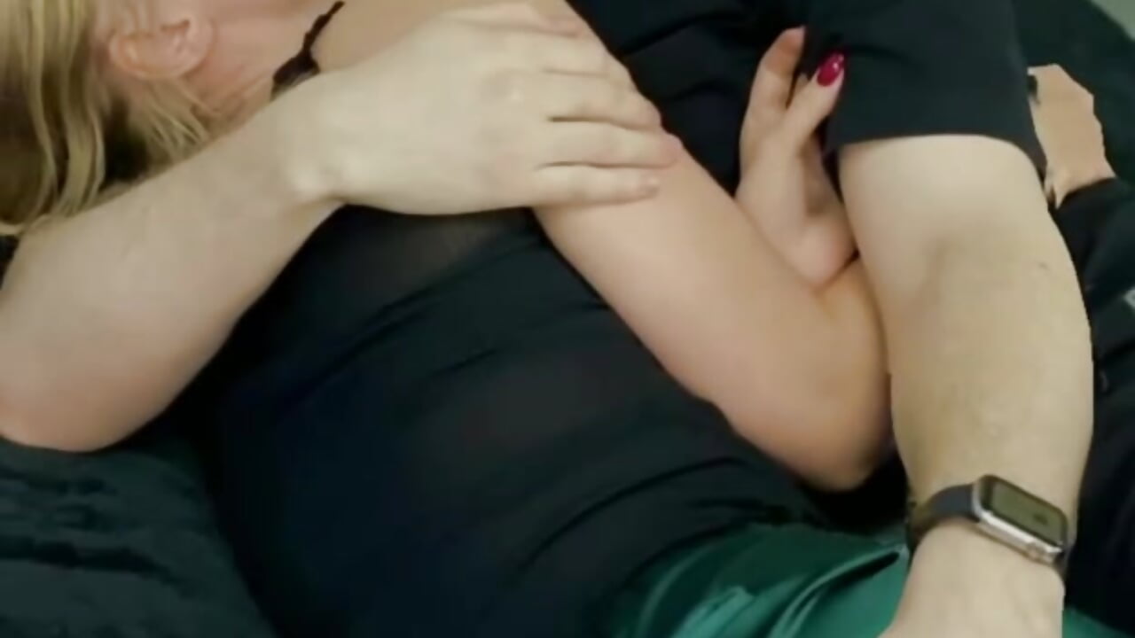 Kissing - video by _AdamEva_ cam model