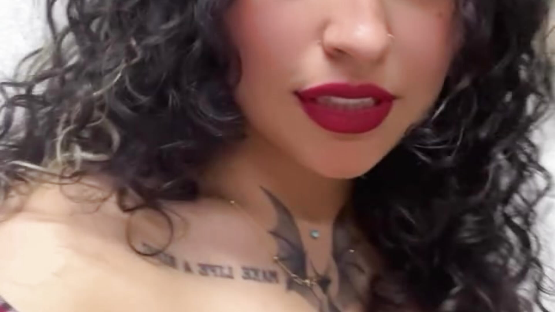 Pretty Older, i know you missed me! - im_ffer adlı kamera modelinin videosu