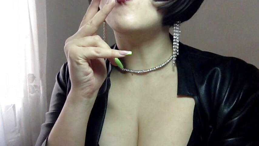 Smoking teaser - video của người mẫu cam Karina_Mistress