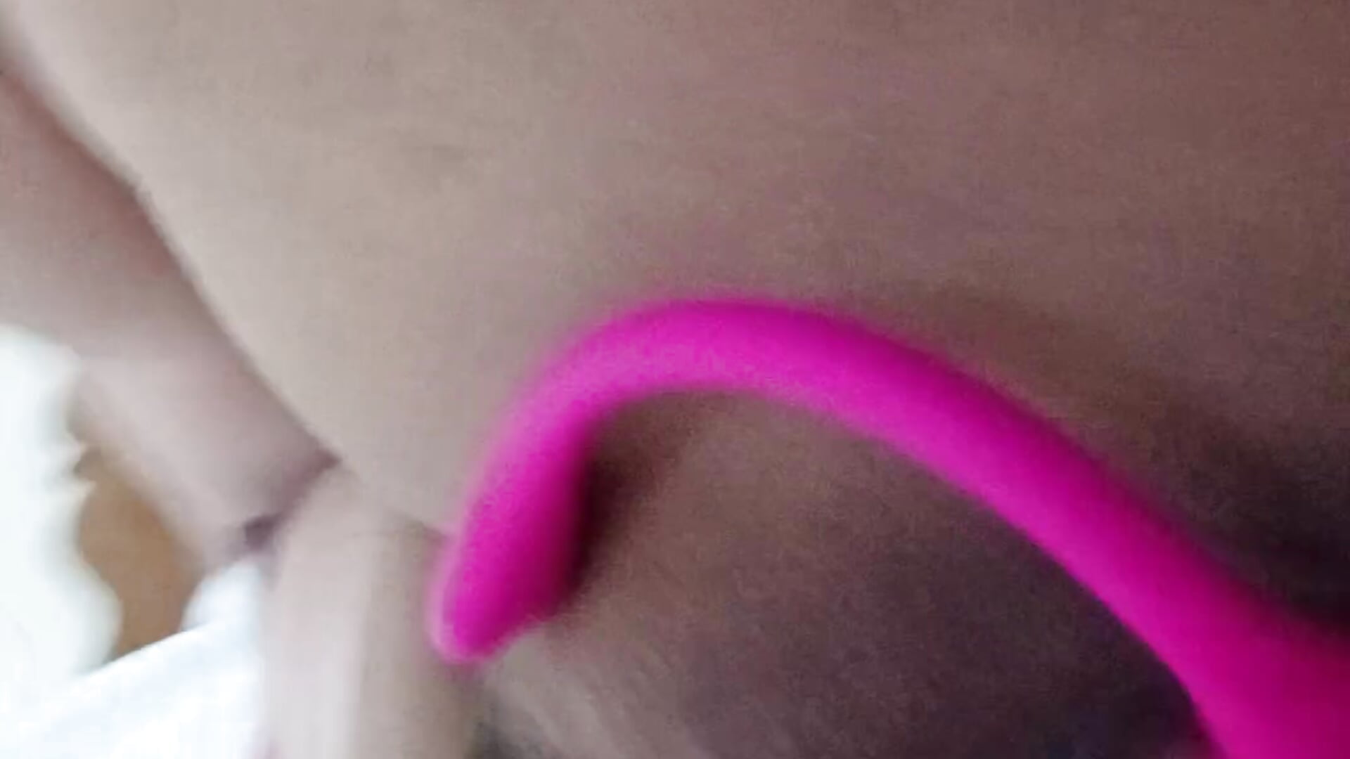 Play Nued, Play Pussy
