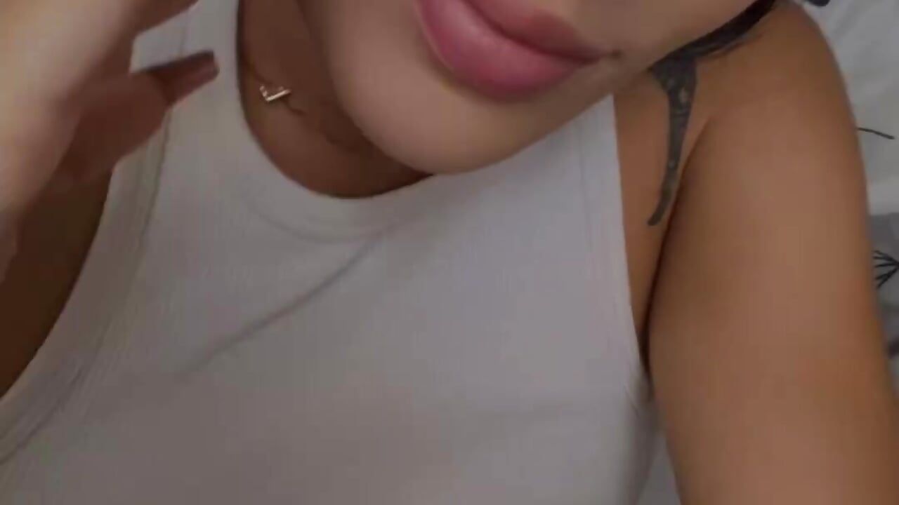 🤭 - video by __IRIS__ cam model