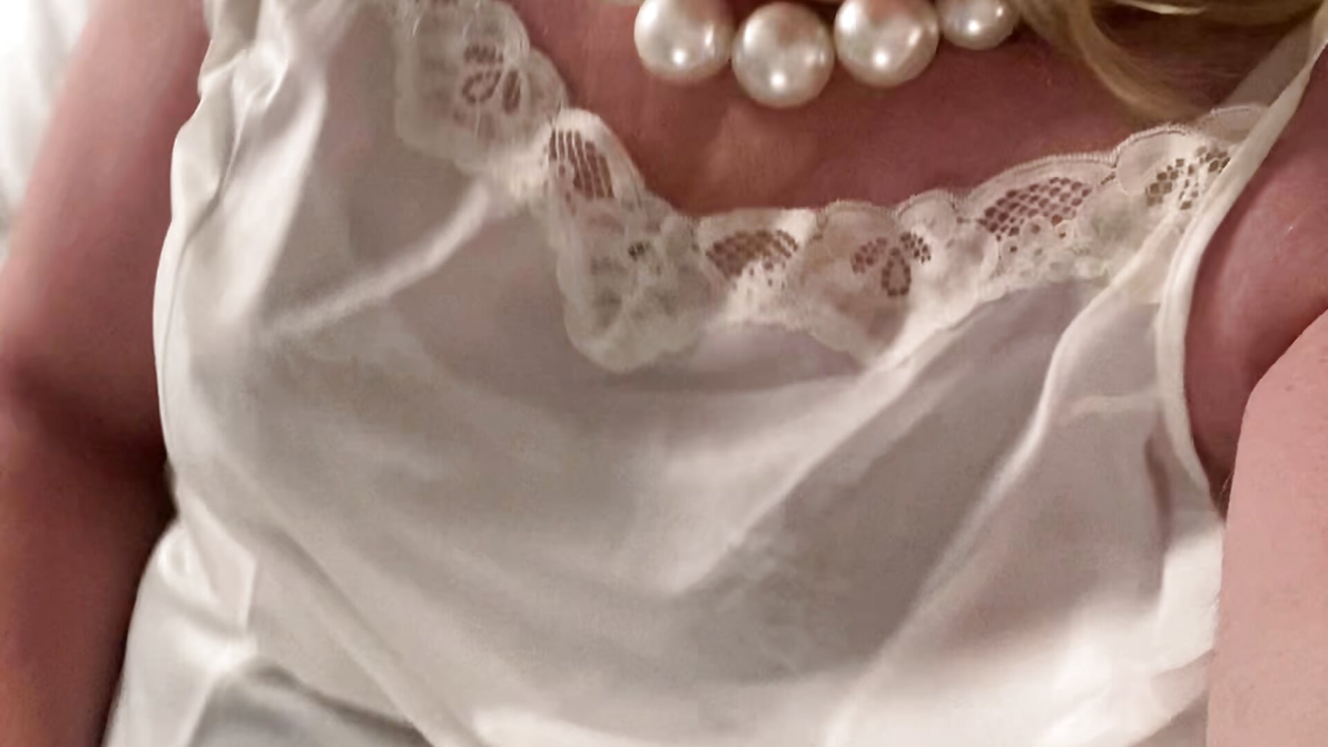 mmmhhhh, feels sooooo good, vid_1 - video by MoniqueTrans99 cam model