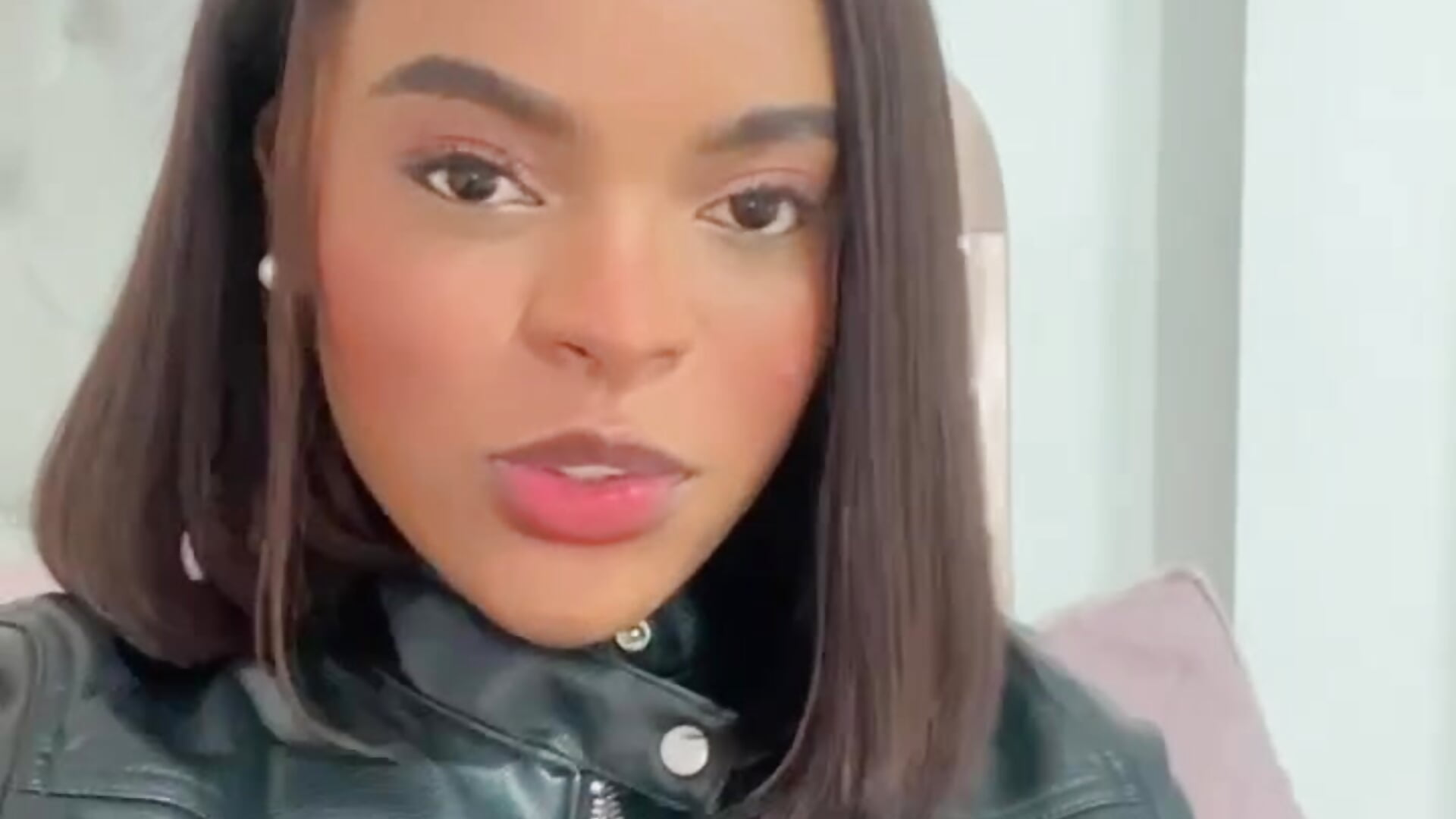 Fuck with my Domi in latex dress - vídeo de shannol_ryan modelo de câmara