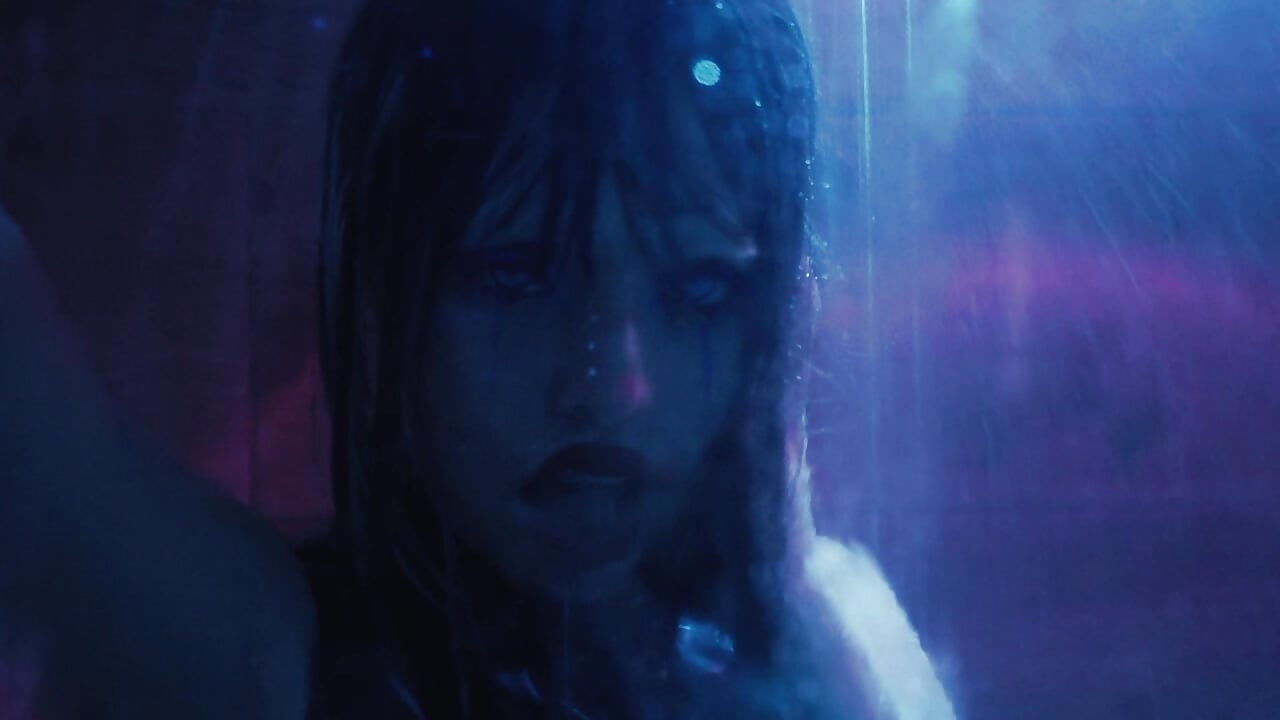 The cabin - Delicious and sexy shower. - Video von alessa_goreng Cam-Model