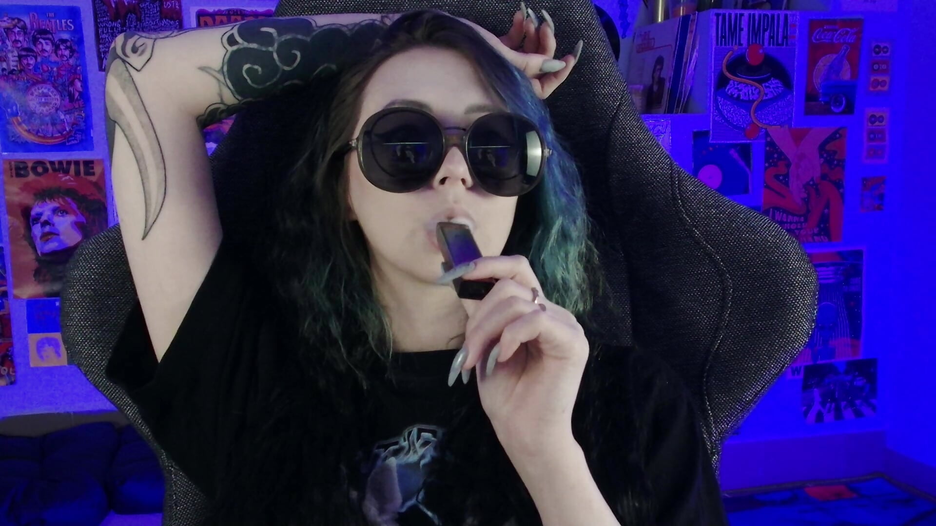 :) - βίντεο μοντέλου WesleeGray