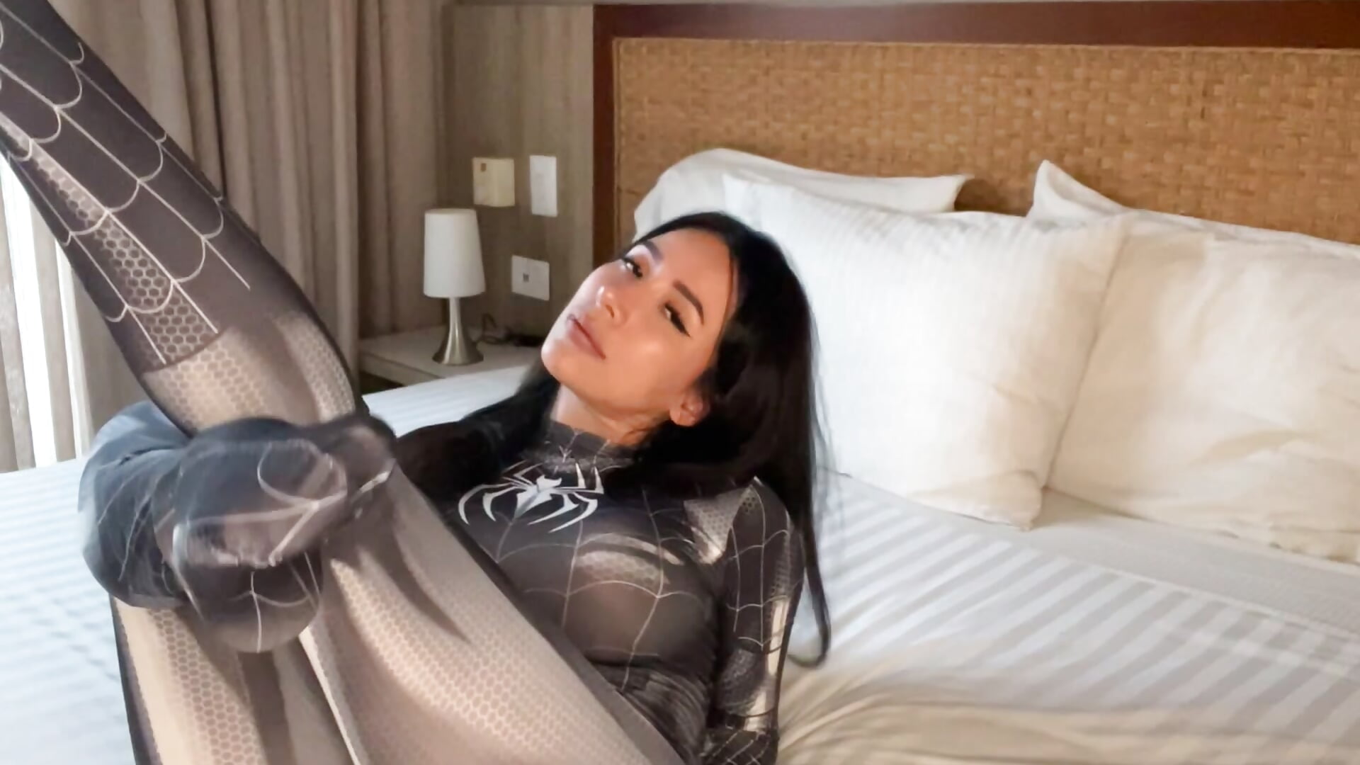 SEXY SPIDERWOMAN - video av jessikapalmer cam model