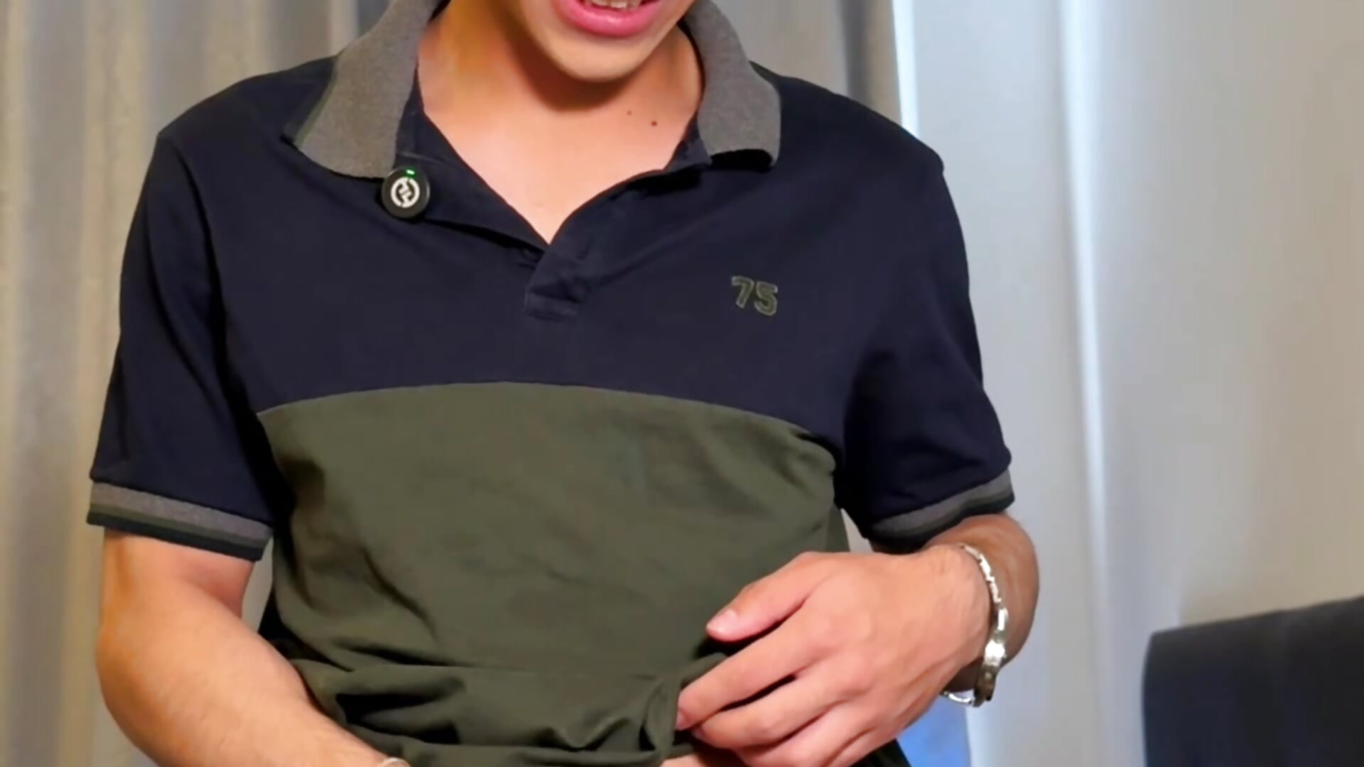 Smiling and jerking off – video od webkamerové modelky aodaboyyy