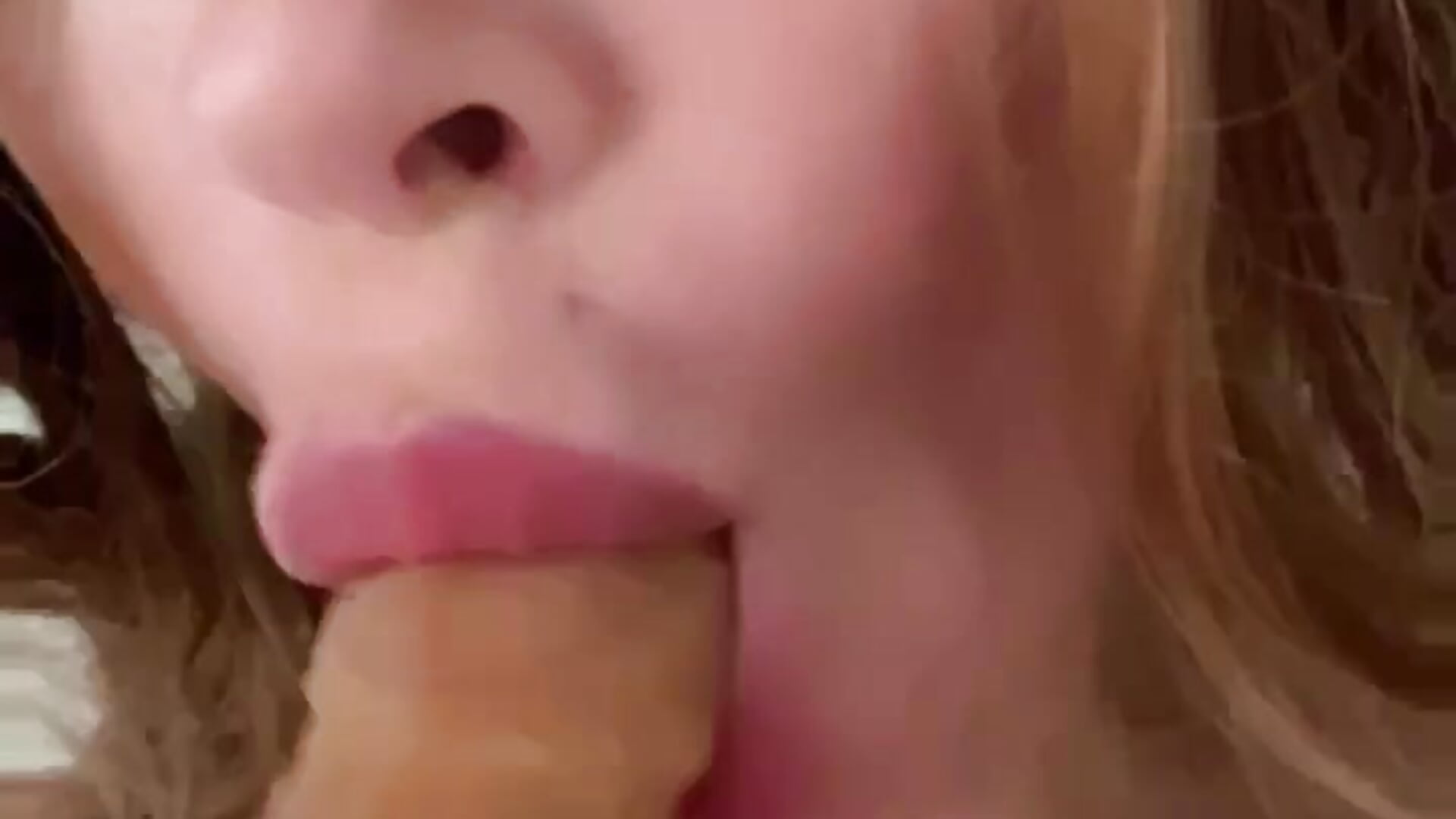 Short Blowjob - video by Selina-666 cam model