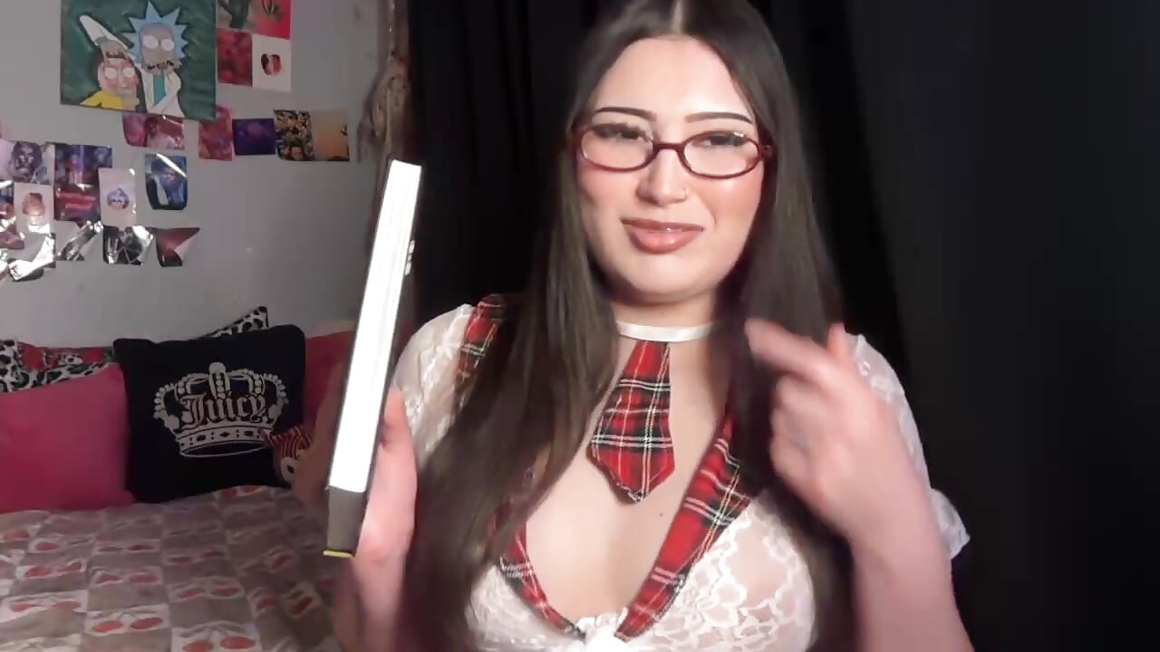 📚 - clip cu Babyyboutabag model videochat