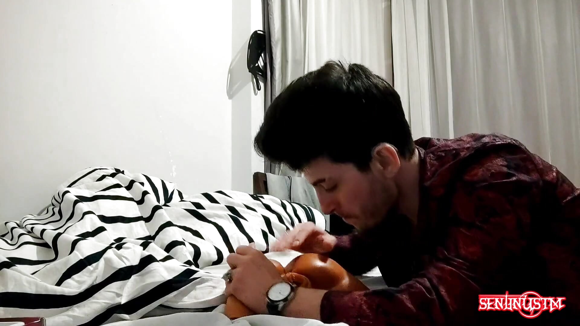 Cafedeki sedanın amını yaladım ve siktim - فيديو من sentinustm موديل الكام