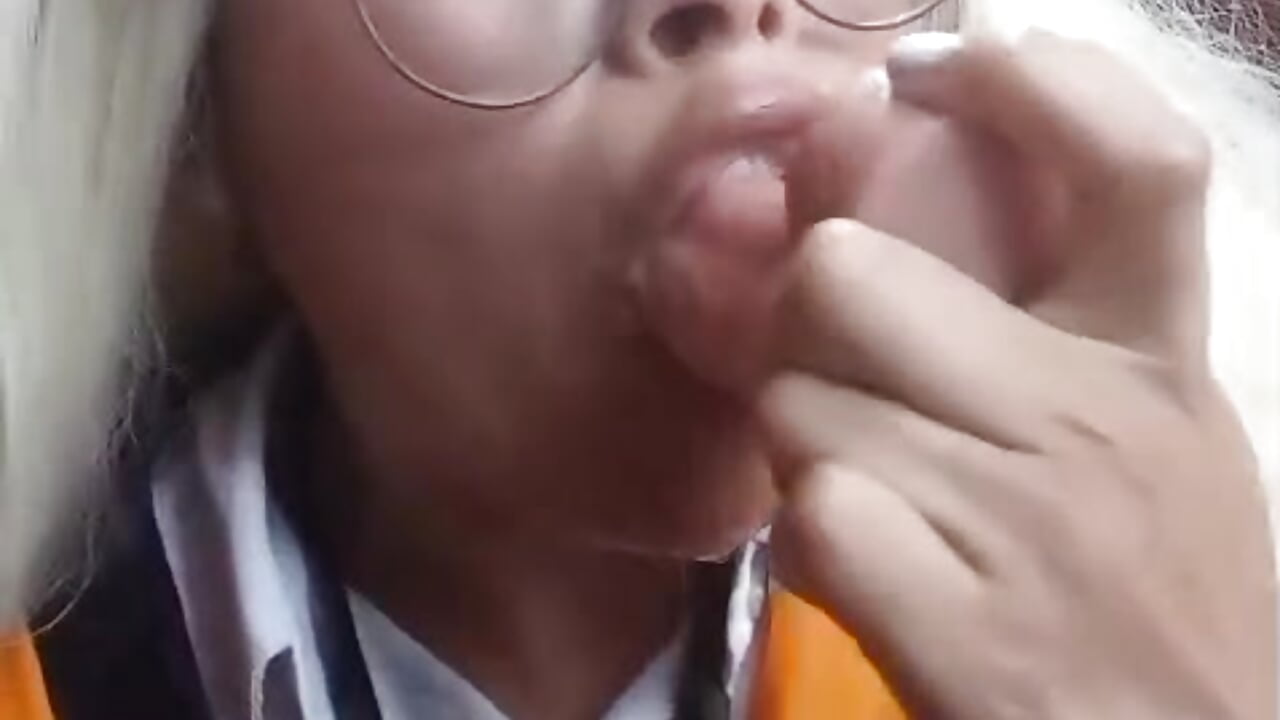 Deepthroat Runa - فيديو من MidoriQuiinn موديل الكام