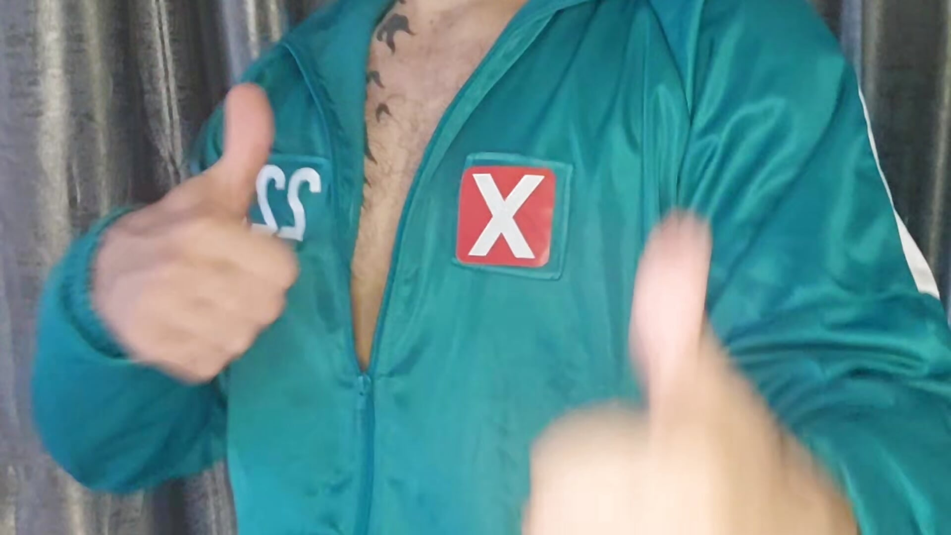 🦑Games 222 - video di alejandro__2 modella di cam