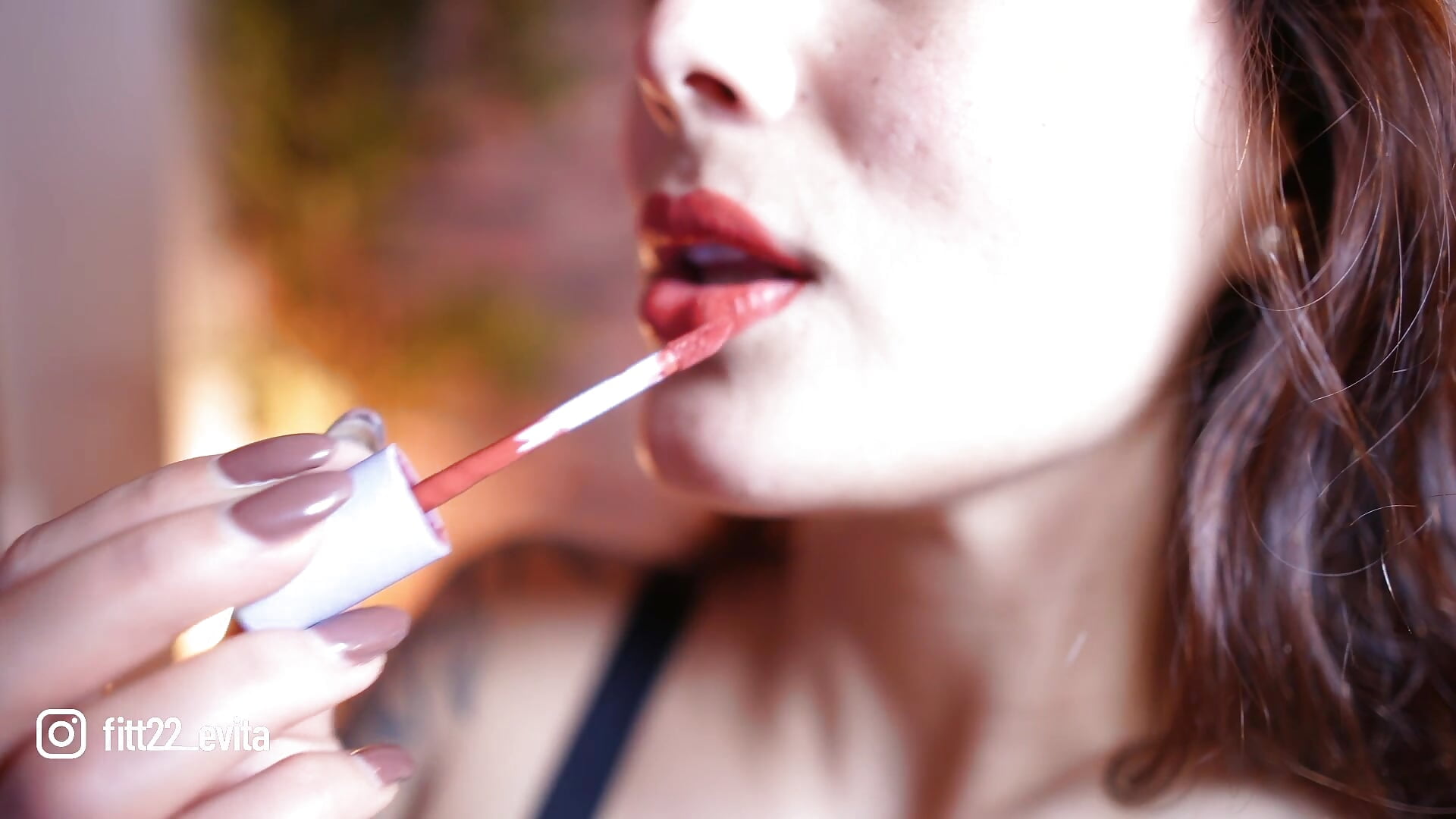 kiss me - video by Lucy_fit cam model