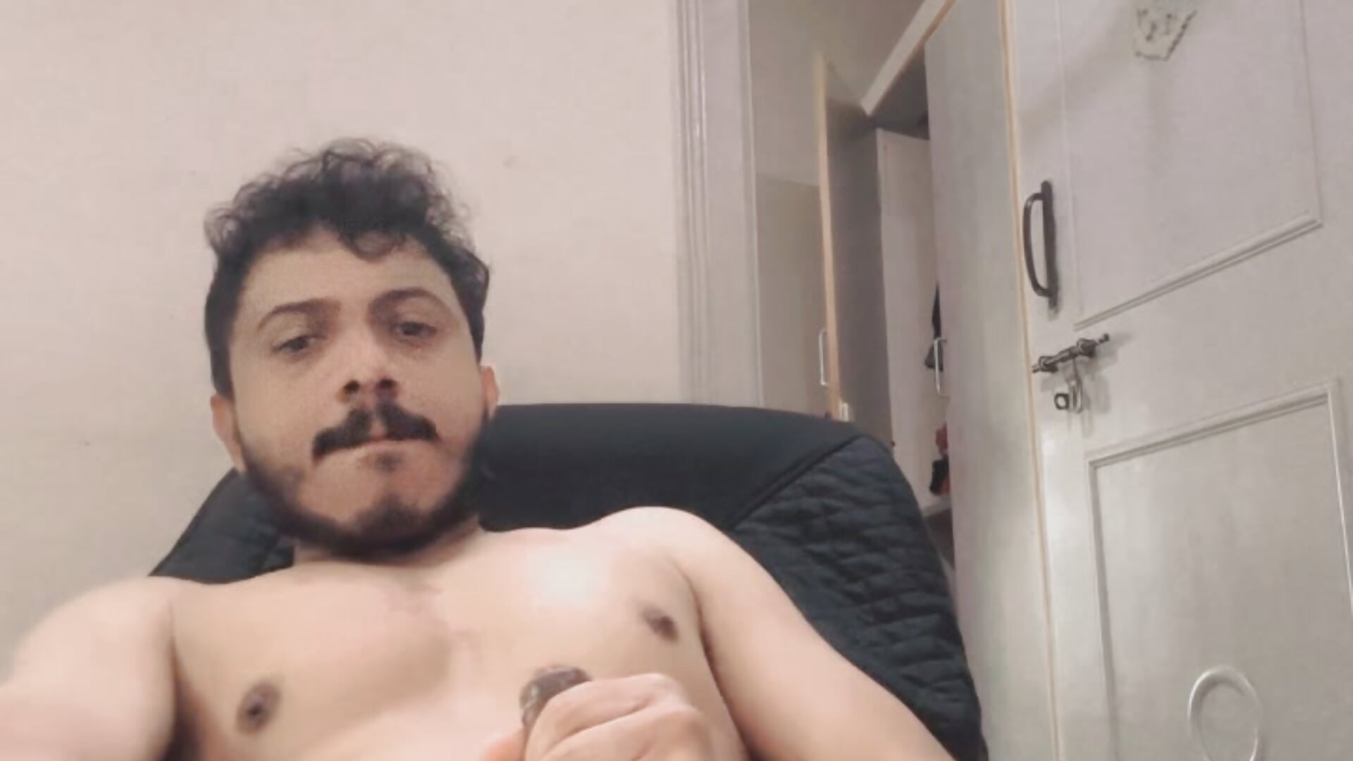 Cum Shot – video od webkamerové modelky valyriansteel