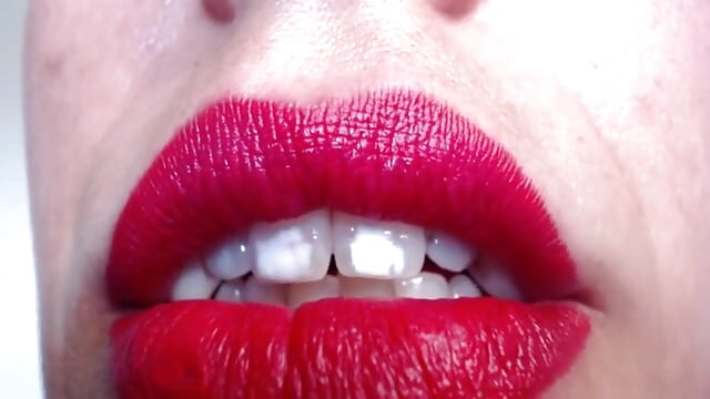 ANTEPRIMA - la tua sborra è mia - campiro - cosplay - asmr (video competo in basso) - Video von emprexkala Cam-Model