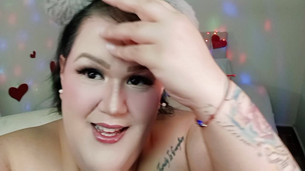 Hello Love...❤️ - video by GiannaMorrys cam model