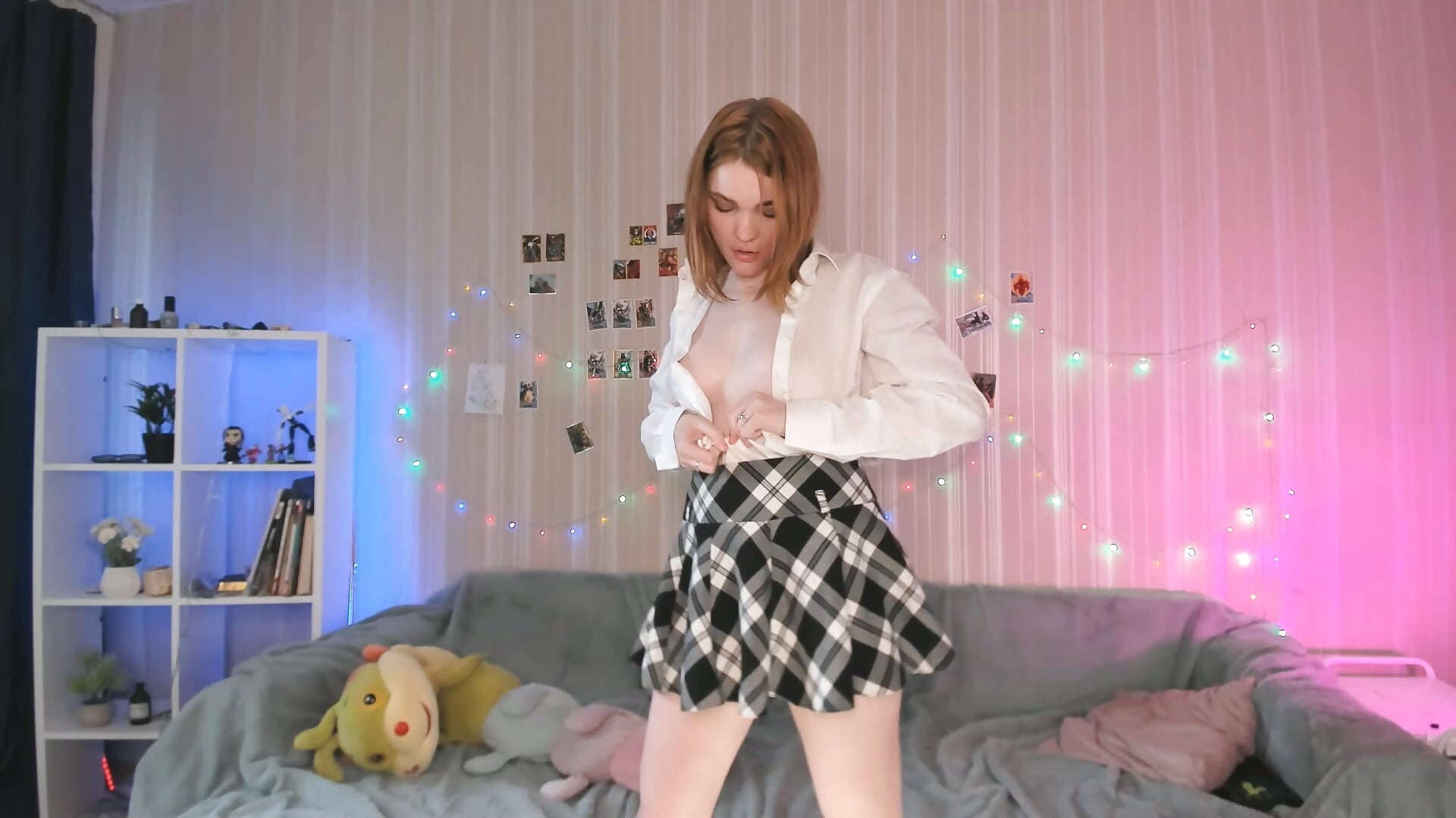 School girl striptease and SQUIRT - video by Anna_Kendall cam model