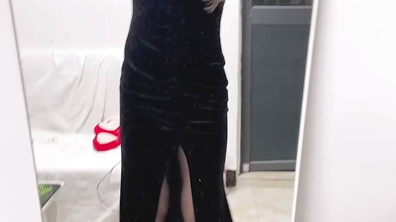 KWEH9495 - vídeo de la modelo de cam CrytinaSissyCrossdress