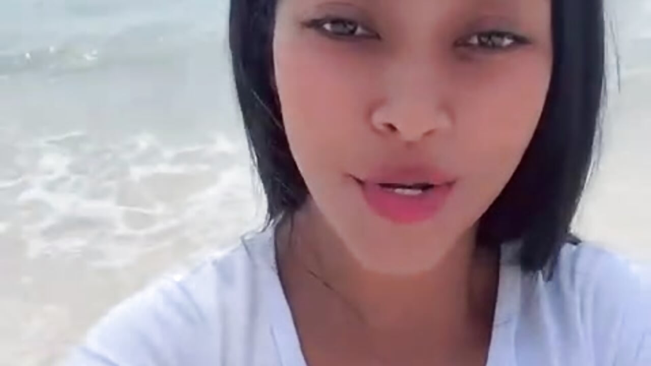 On the beach! 🌊🏝️🌞 - βίντεο μοντέλου sophiax-x