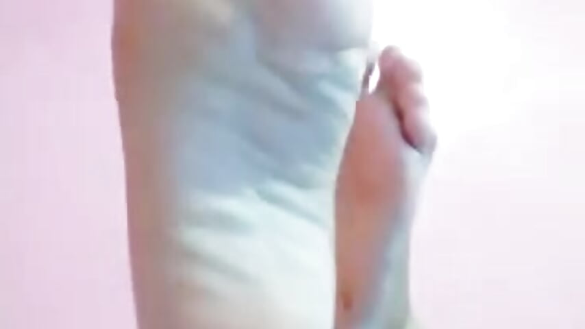 397775564_6763152387097538_2430516924757005839_n - video oleh model kamera LeahDevineX