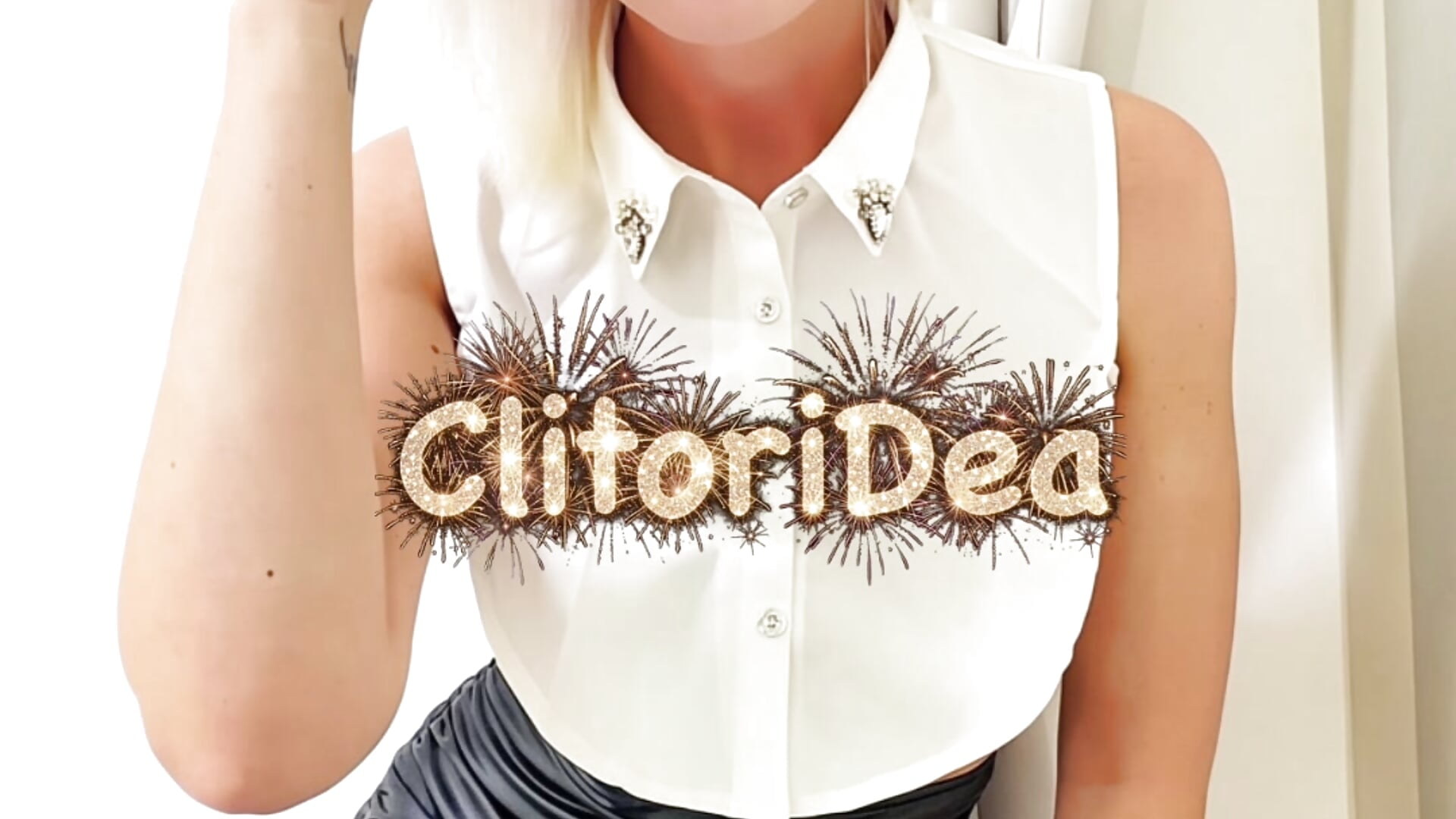 💁🏼‍♀️ - clip cu LuanaColucci model videochat