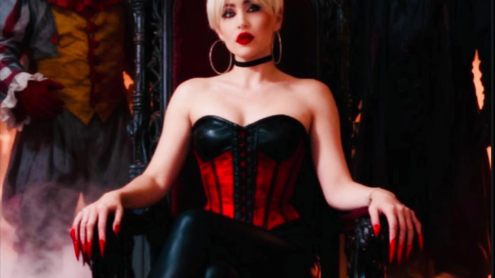 Happy halloween mammalucchi! - video by LuanaColucci cam model