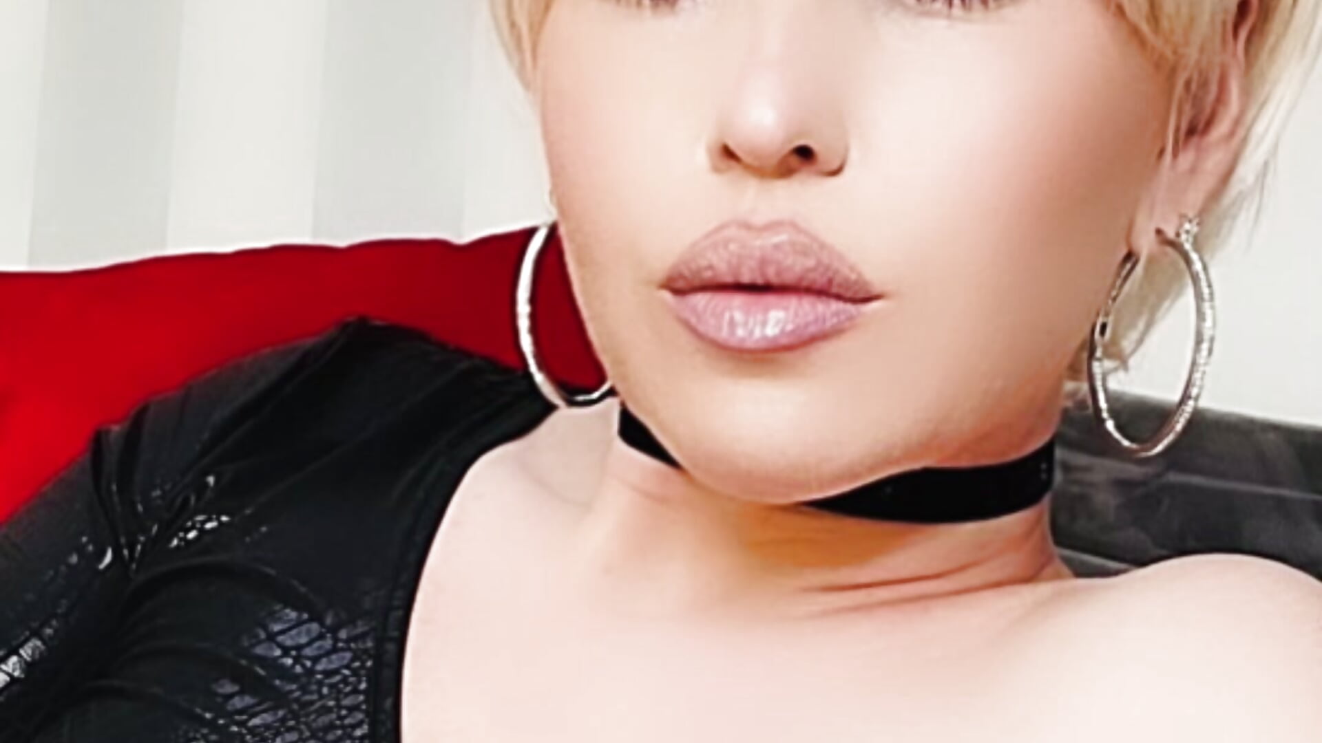 👋🏻 - video by LuanaColucci cam model