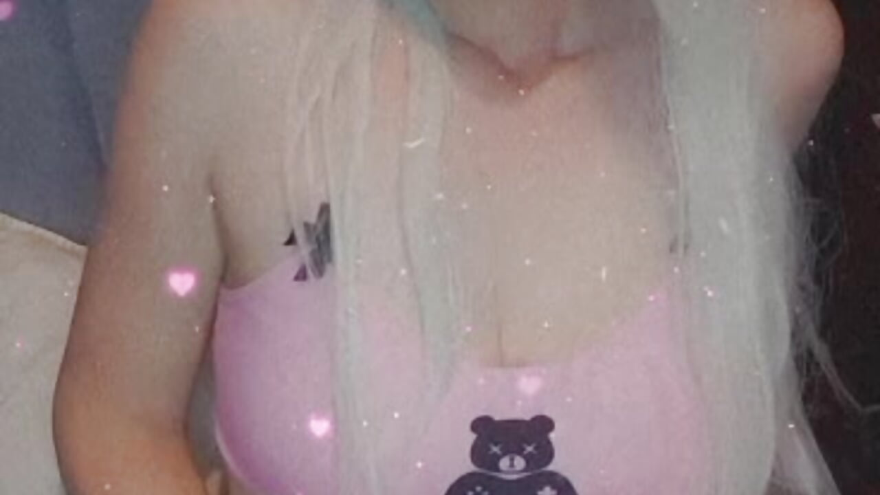 appetizing enough for you? - video by RavenAzarath cam model