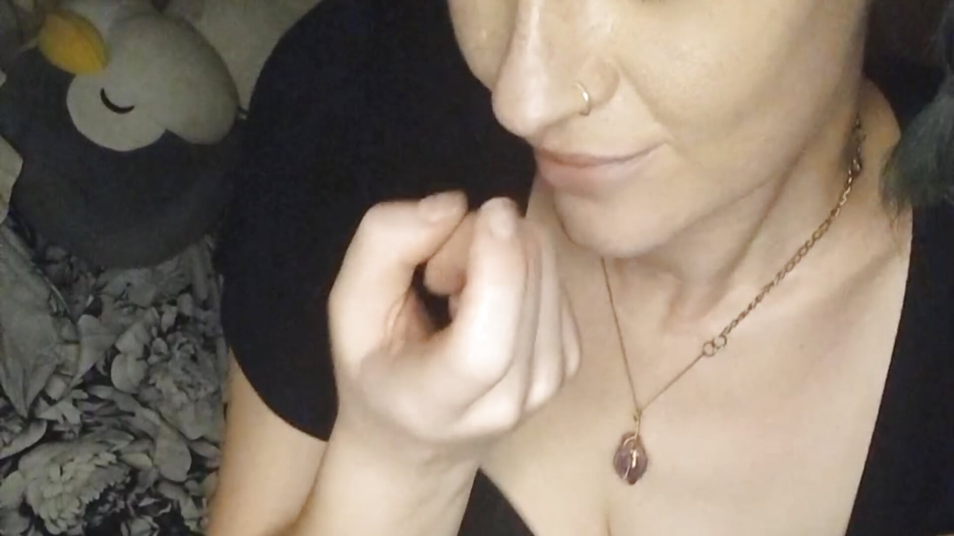 enticing - video by RavenAzarath cam model