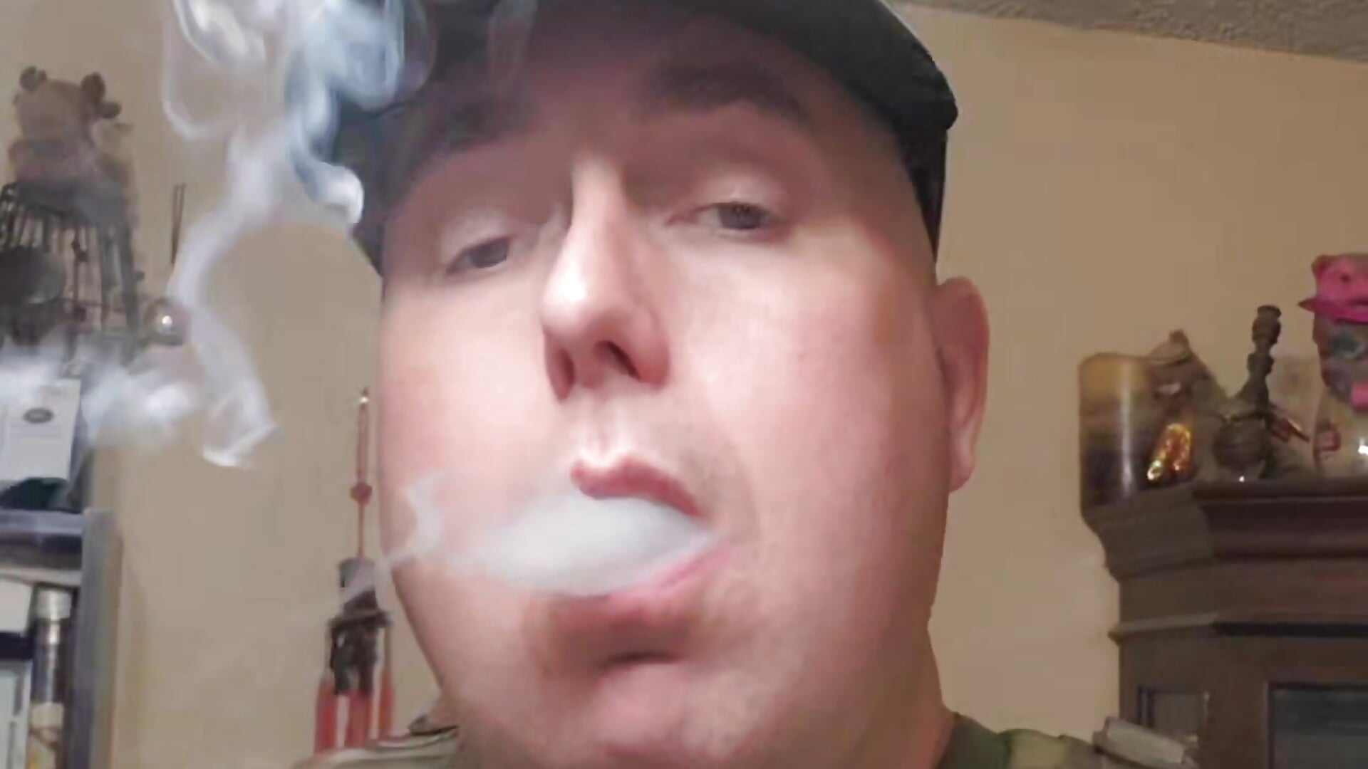 Smoke with the Sarge. - video by ThriilSergeant15 cam model