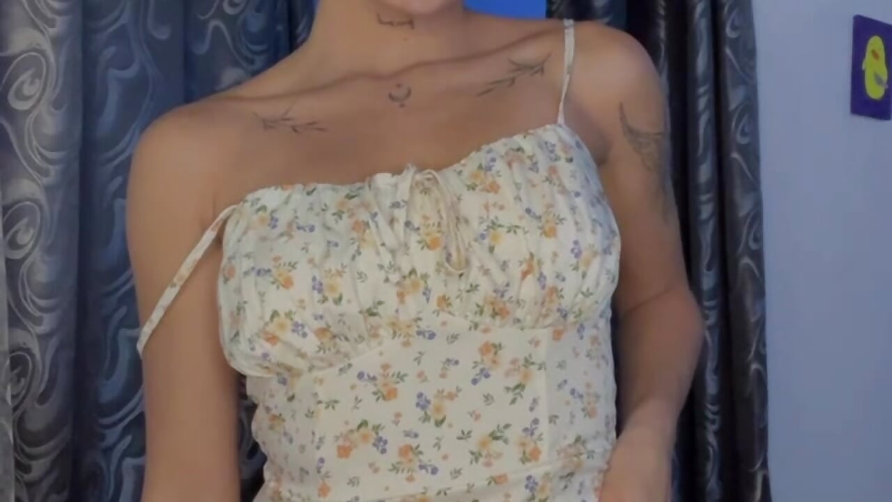 •C U T E D R E S S• - video by madison_iivy cam model