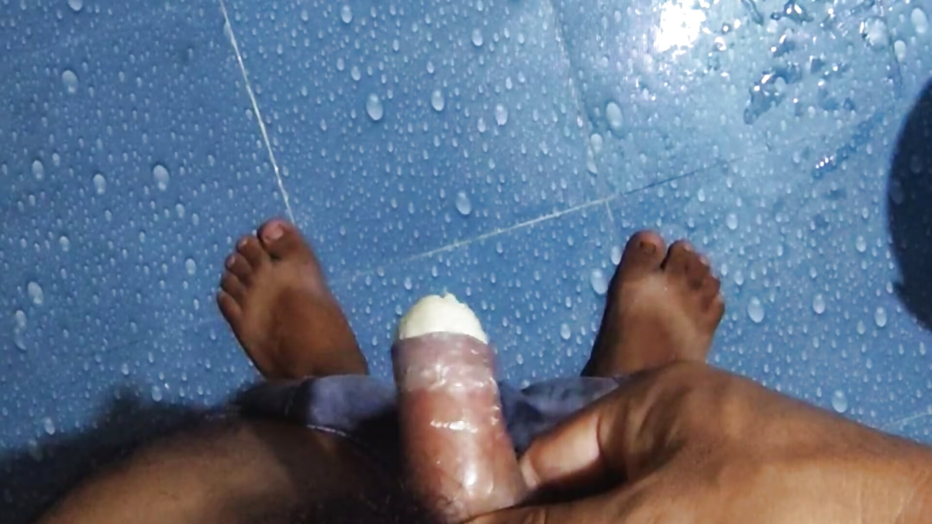 100 DAYS CHEESY INDIAN DICK AND P..E..E..E - video oleh model kamera FILTHY_CHEESY_VILLAGER