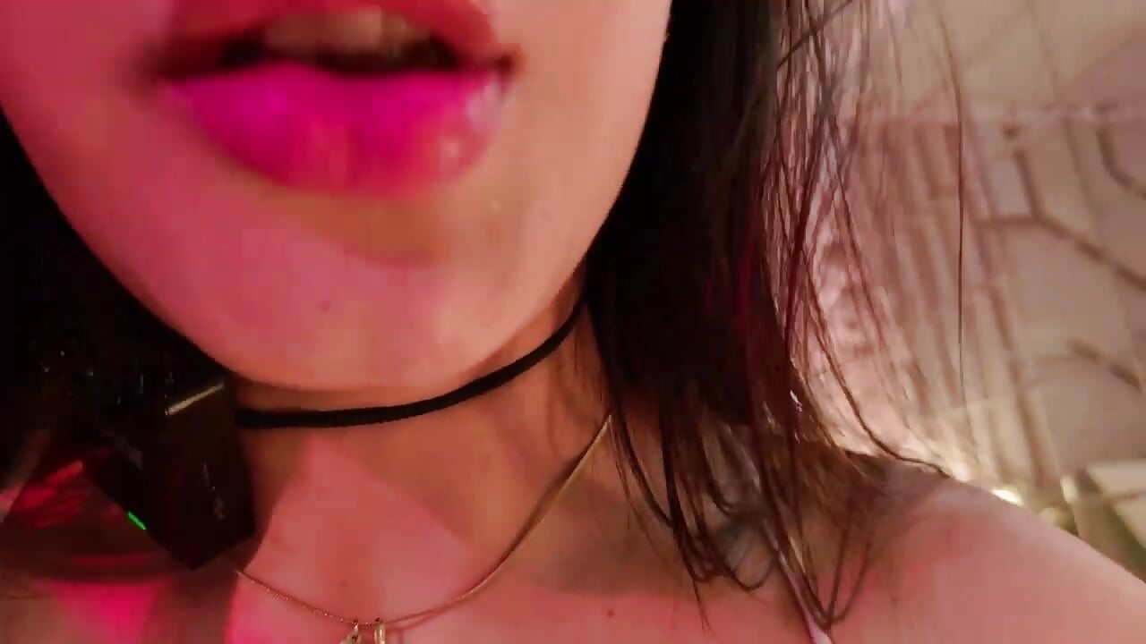 Licks to the camera - video by shanon- cam model