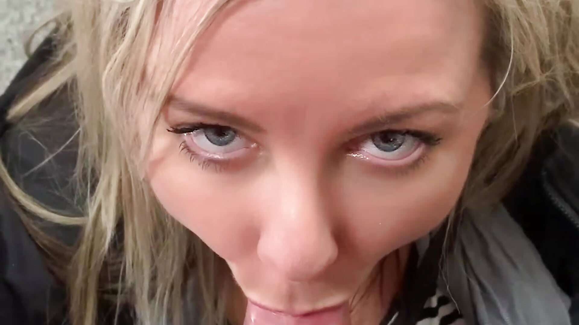 At the Office - Teaser - vídeo de la modelo de cam Sweet_little_jj18