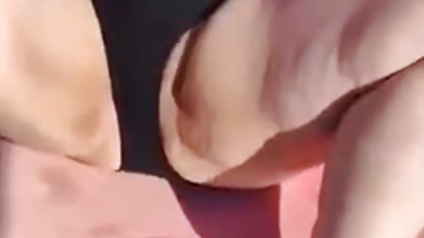 July 12, 2022 slide - βίντεο μοντέλου ParisNova