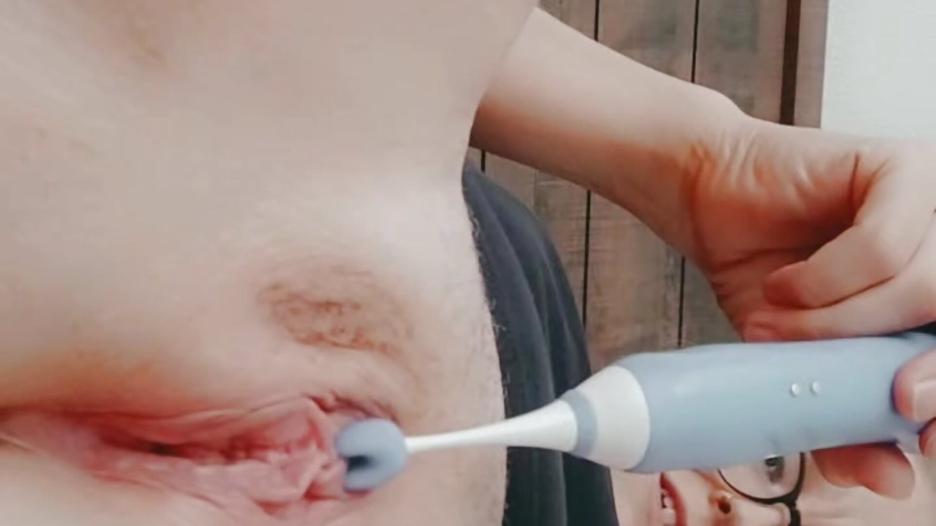 Begging daddy to let me cum.....