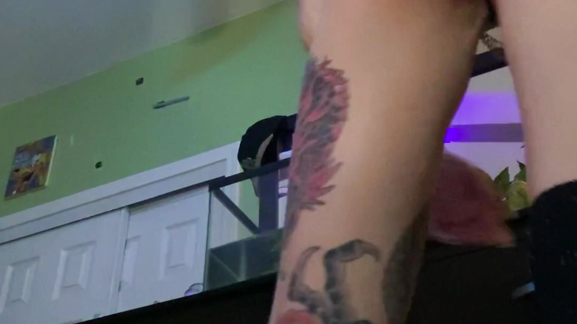 cum watch me dance/show off my pussy - video by lavender_spits cam model