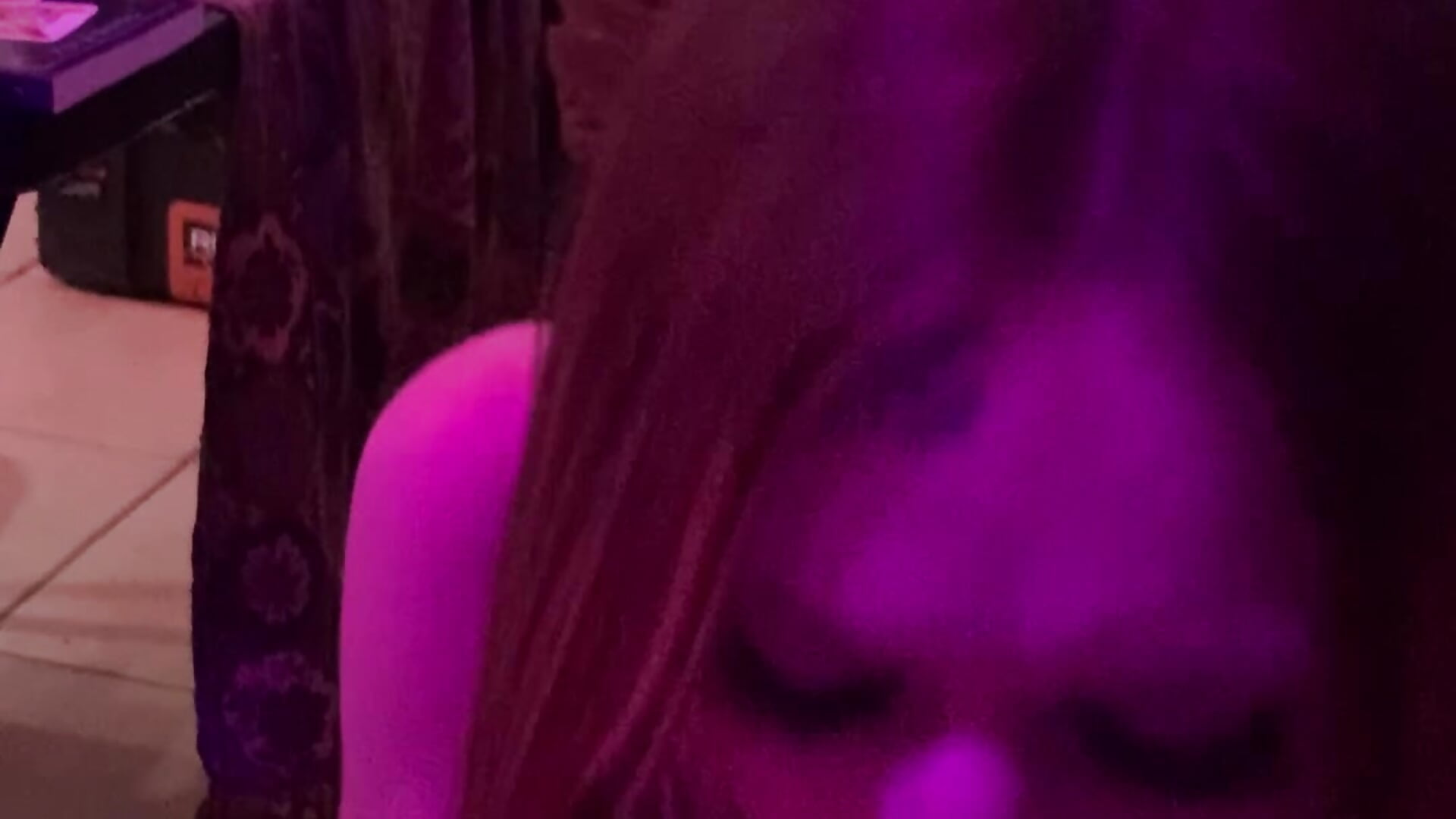 lookin hot sucking cock - video by lavender_spits cam model