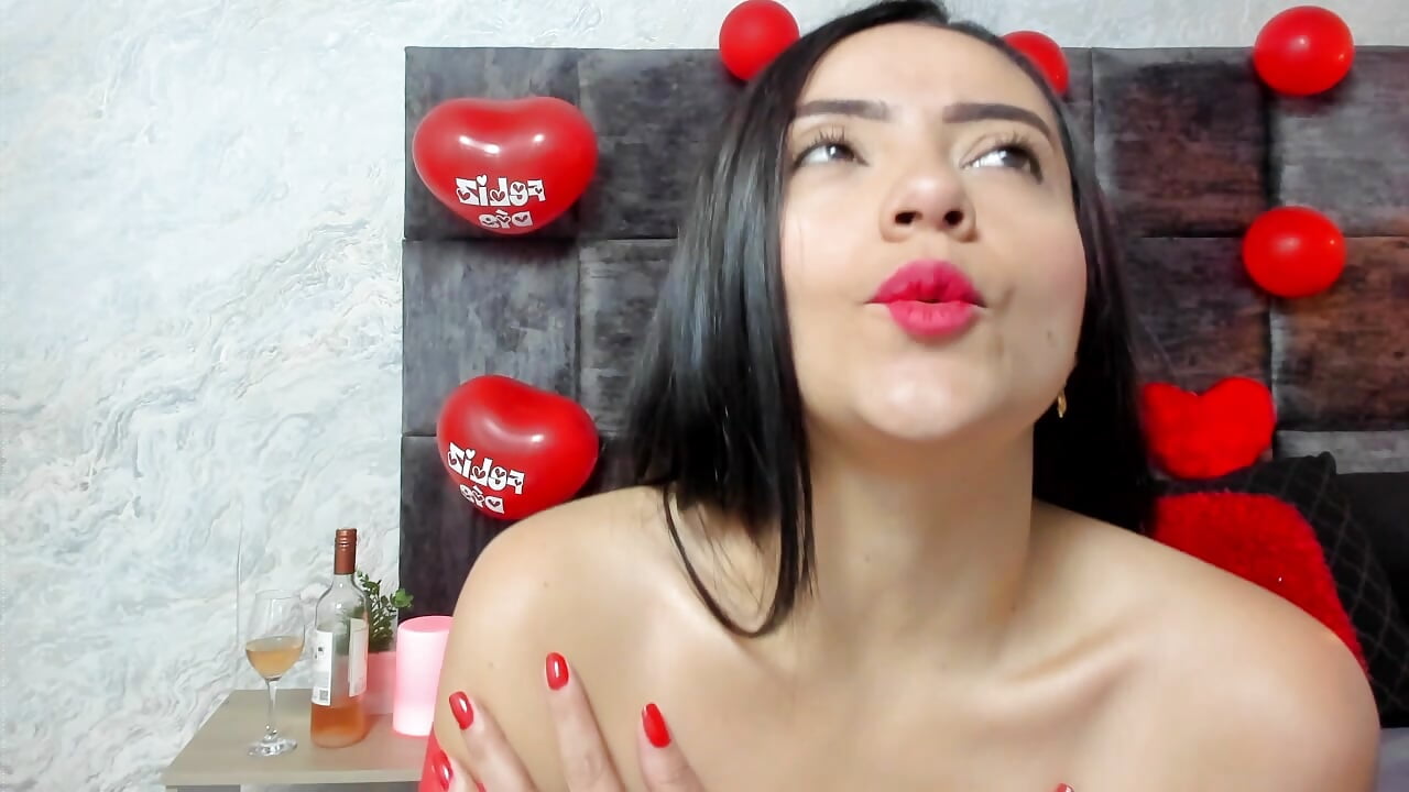 SAN VALETIN❤💖💋 2025 - video by SusanRodriguez_ cam model