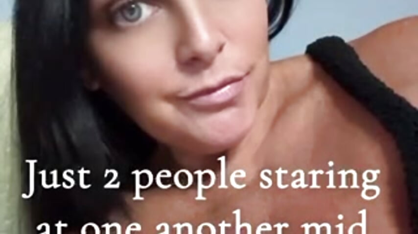 Stare - video di RachaelRay69 modella di cam