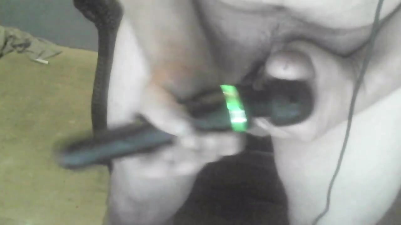 Cumshot - video by drm4ple3 cam model