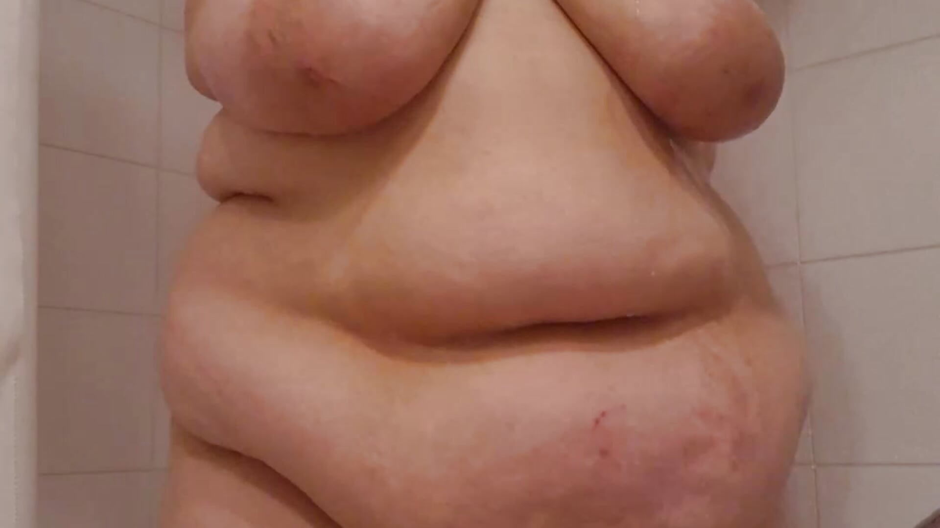 Japan Shower - video by Cutegothcrybabyx cam model
