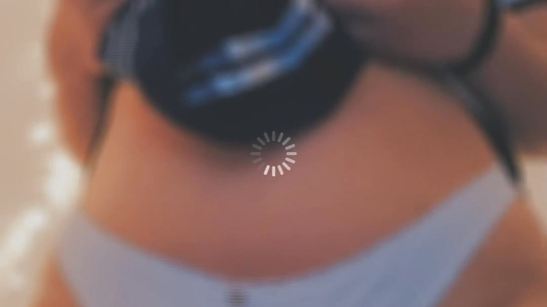 <3