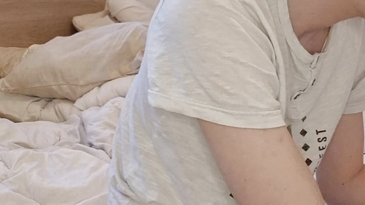 20221216_090601 - video by jklan_hot1 cam model