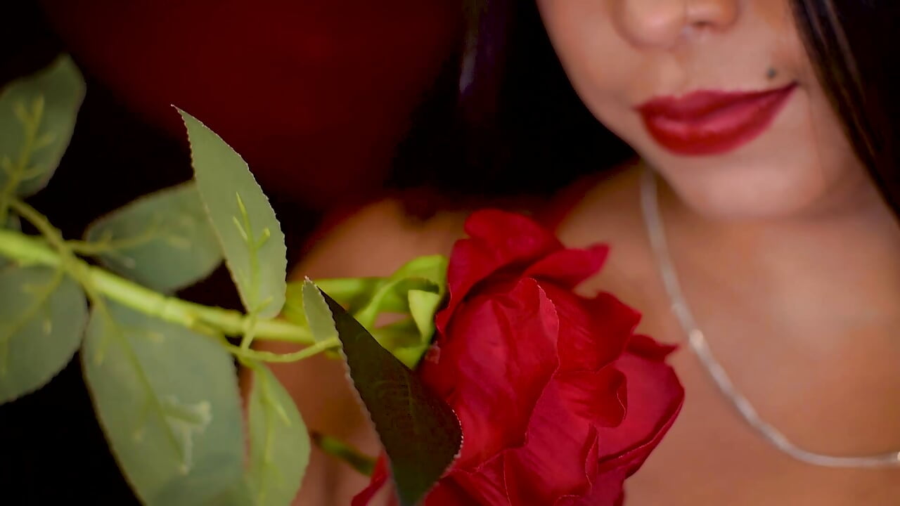 profile-intro-video-1707594329 - video by Susan_wang cam model