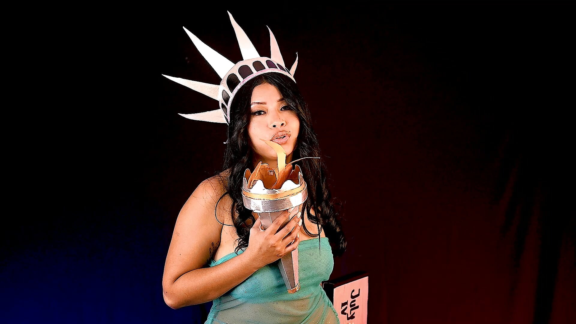 July 4th - video by Susan_wang cam model