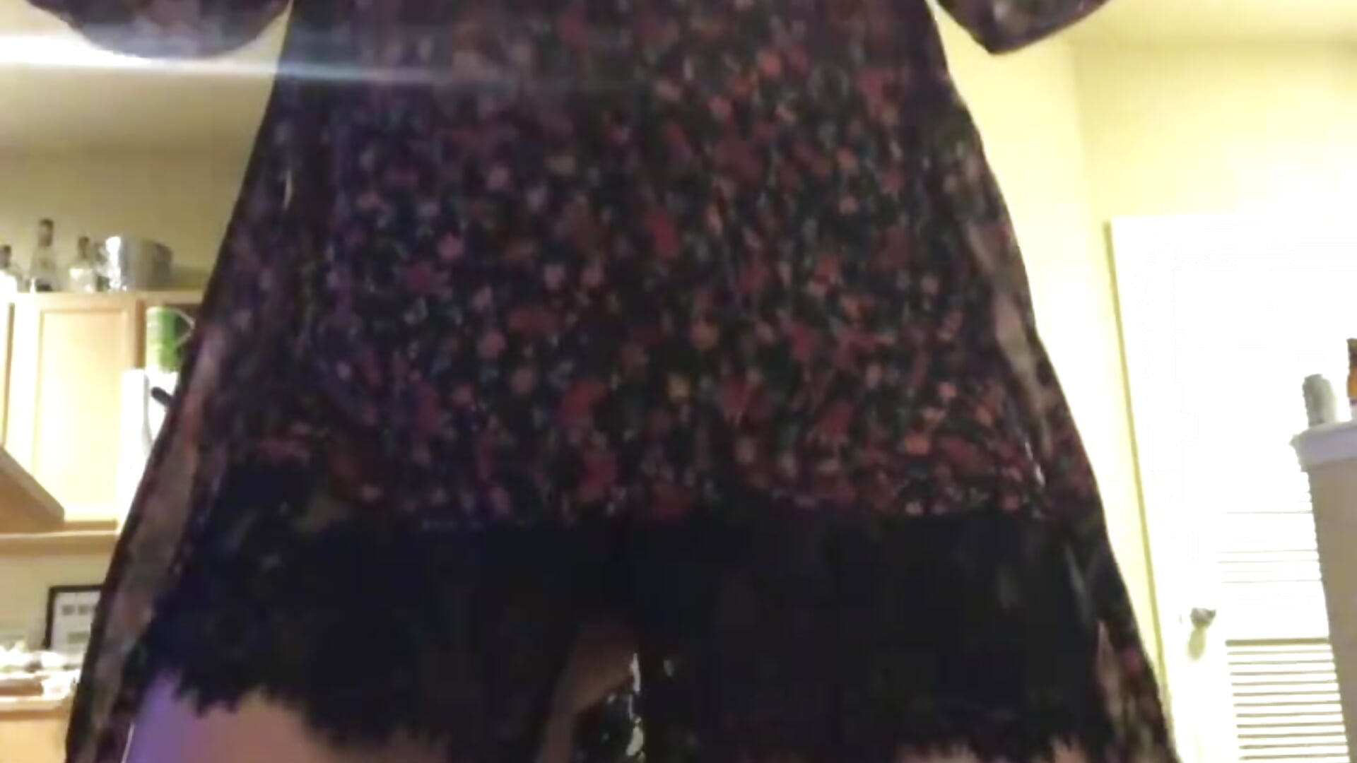 Strip tease - video by milf94k cam model